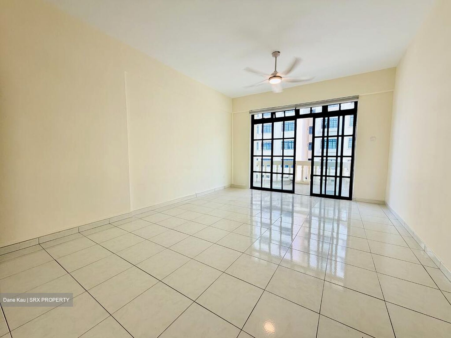 Park East (D15), Condominium #504039161